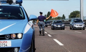 Polizia Stradale - Incidente Messina - braccio tranciato