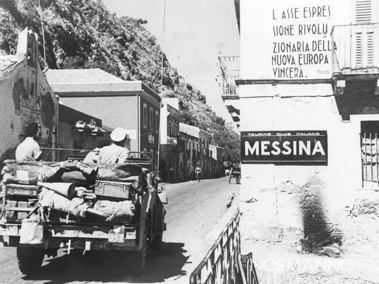 foto dello sbarco delle truppe alleate a messina nel 1943 