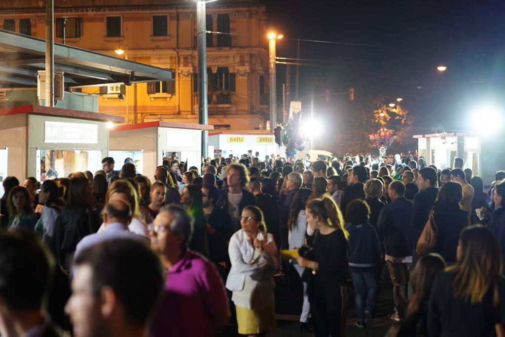 Messina Street Food Fest - pubblico in piazza