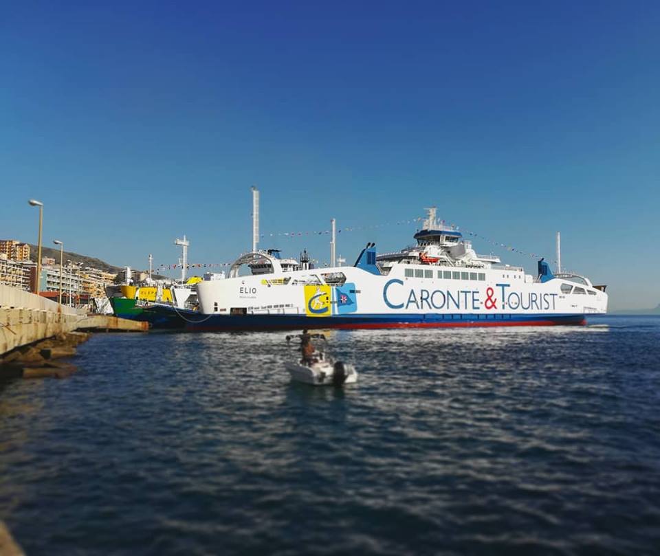 Arriva Elio Il Nuovo Traghetto Di Caronte Tourist Approda A Messina 