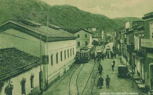 c'era una volta Messina: foto d'epoca del tram a giampilieri