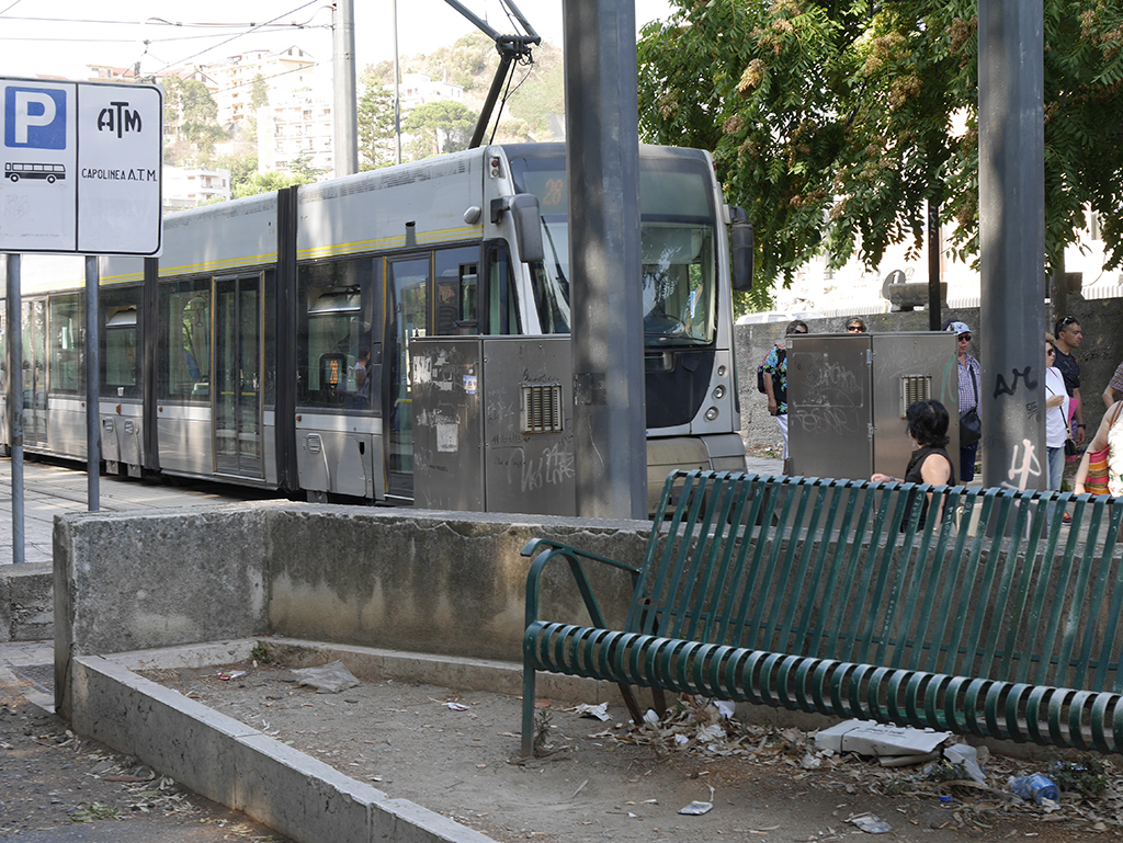 Foto del capolinea del tram, fermata Annunziata