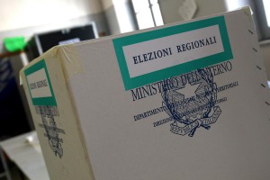 Foto urna elezioni regionali Sicilia