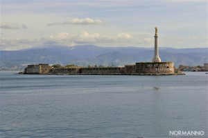 Foto della Madonnina del Porto di Messina