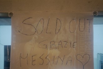 Foto 04 - Giorno 1 Messina Street Food Fest 2017 - Dettaglio di uno stand in sold out, tutto esaurito
