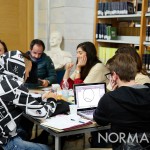 startup weekend messina 2017 - secondo giorno, i team lavorano alle idee nella biblioteca del Palacultura