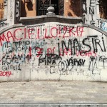 Foto scalinata liceo Maurolico - Graffiti