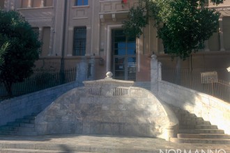 Scalinata liceo Maurolico di Messina dopo il restauro