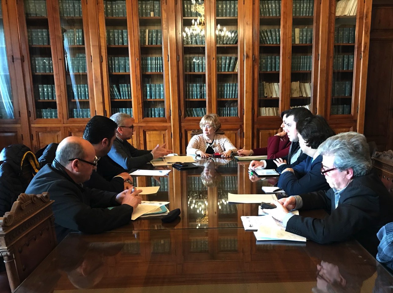 Foto dell'incontro fra i Sindacati e il prefetto di Messina Maria Carmela Librizzi