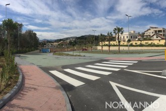 Foto del parcheggio del centro commerciale, prossimo al completamento, sul viale Papardo, Messina