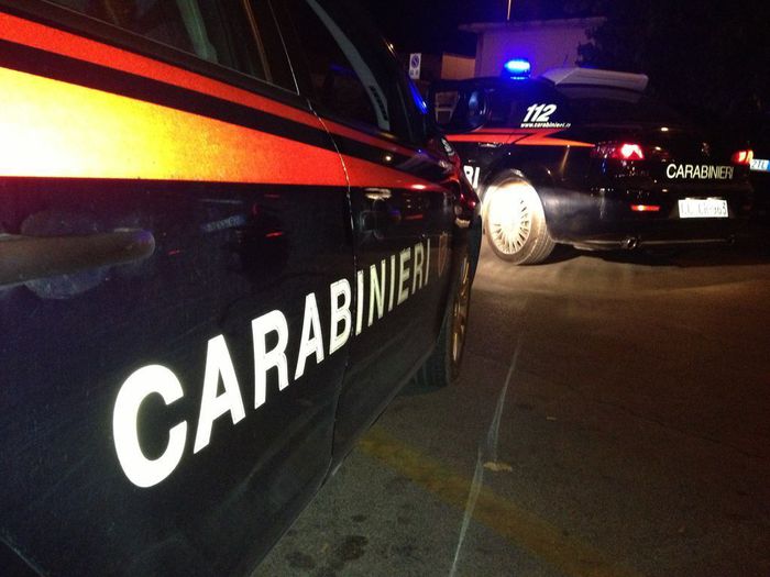 Pattuglie dei Carabinieri attive in operazione notturna