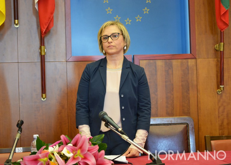 Foto di Emilia Barrile durante la conferenza stampa di presentazione della sua candidatura a Sindaco di Messina