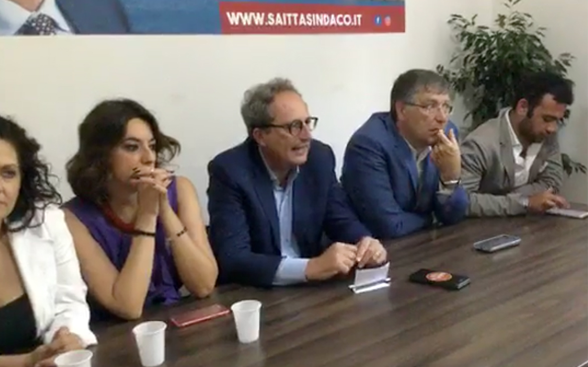 conferenza stampa di antonio saitta dopo la fine dello scrutinio per le elezioni amministrative 2018