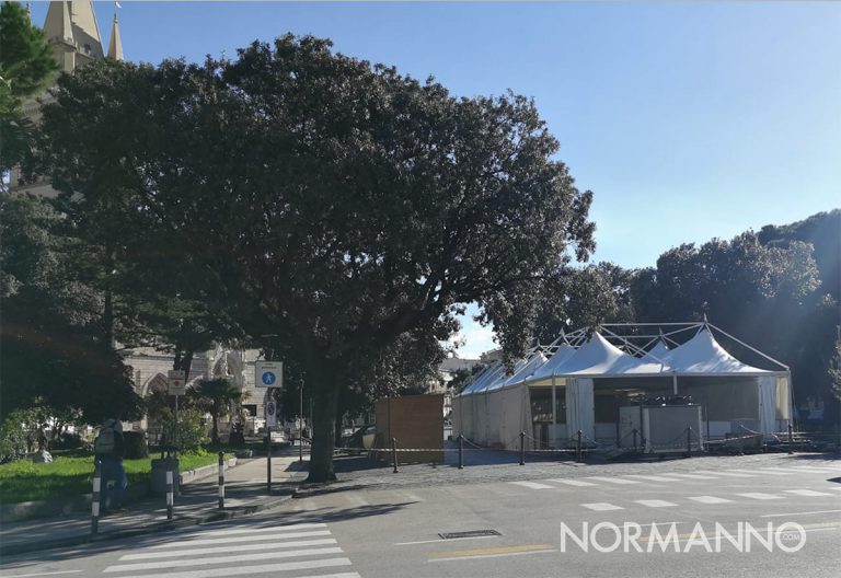 pista di ghiaccio piazza duomo messina natale 2018