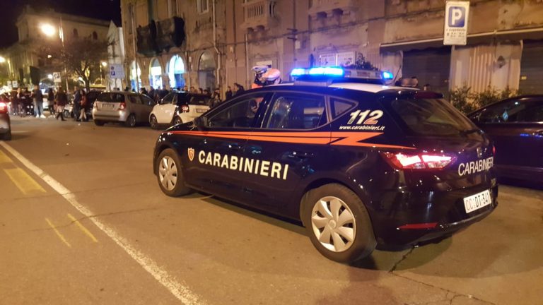 foto di repertorio auto carabinieri