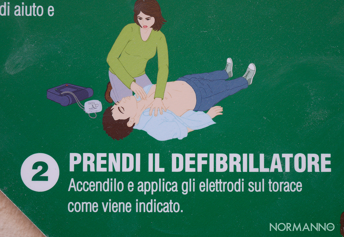 istruzioni defibrillatore