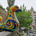 Uno dei mostri marini decorati dagli artisti per la nuova scalinata "rampa della colomba" - Messina