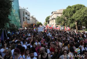 Foto dello Stretto Pride a Messina