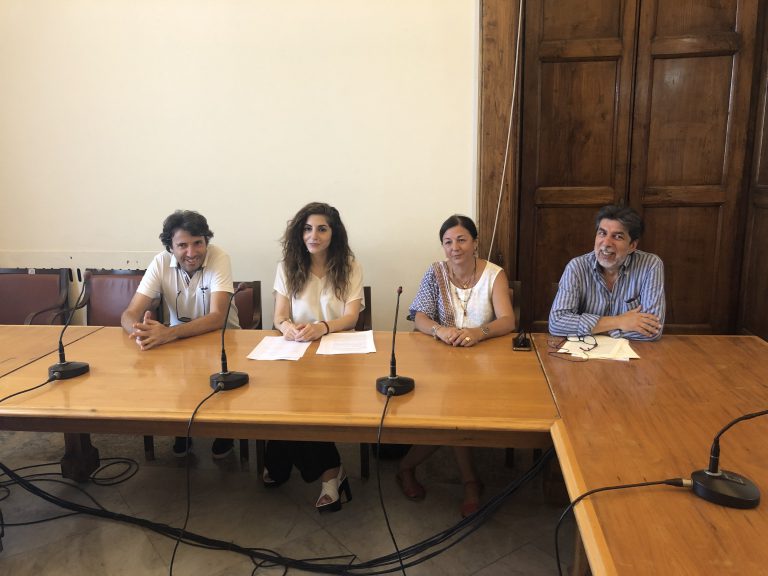 foto incontro sul baratto amministrativo - messina