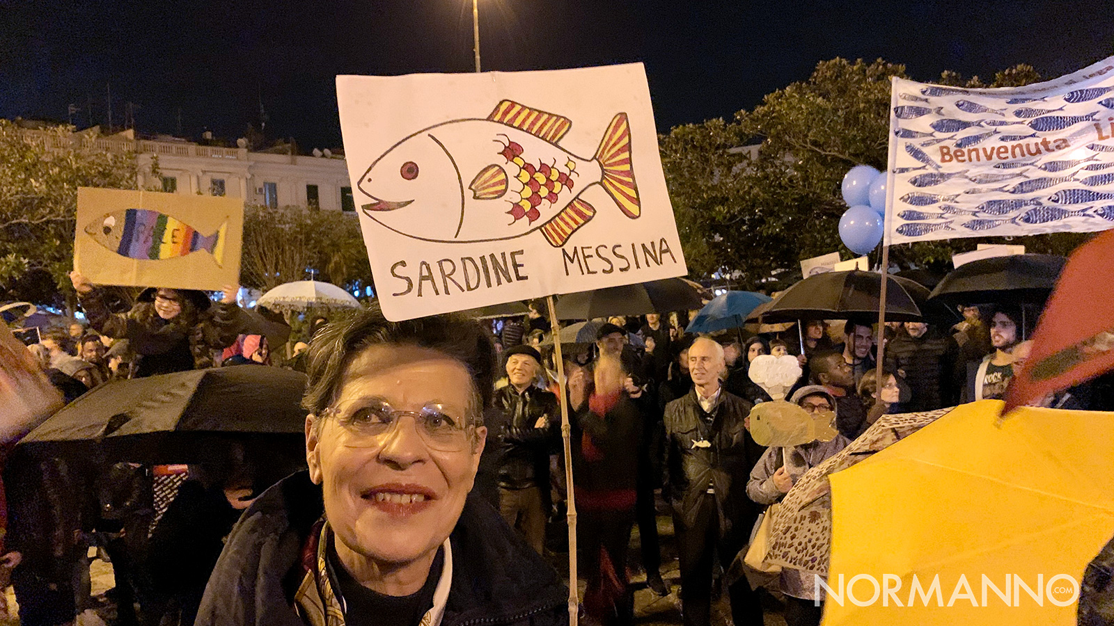 manifestazione delle sardine a messina, a piazza unione europea