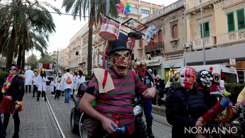 Foto dei carri di Carnevale 2020 a Messina