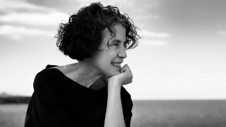 foto in bianco e nero di giovanna giordano, scrittrice siciliana, vissuta a messina, candidata al premio nobel per la letteratura