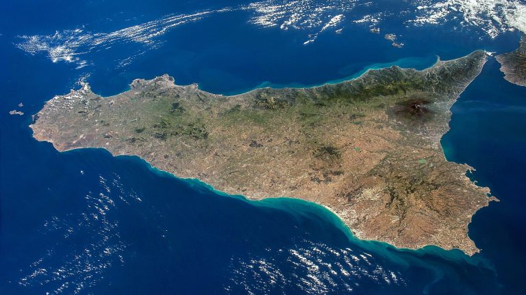 sicilia vista dall'alto, foto NASA