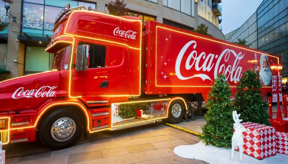 camion di natale della coca cola fa tappa a messina: arriva il christmas truck