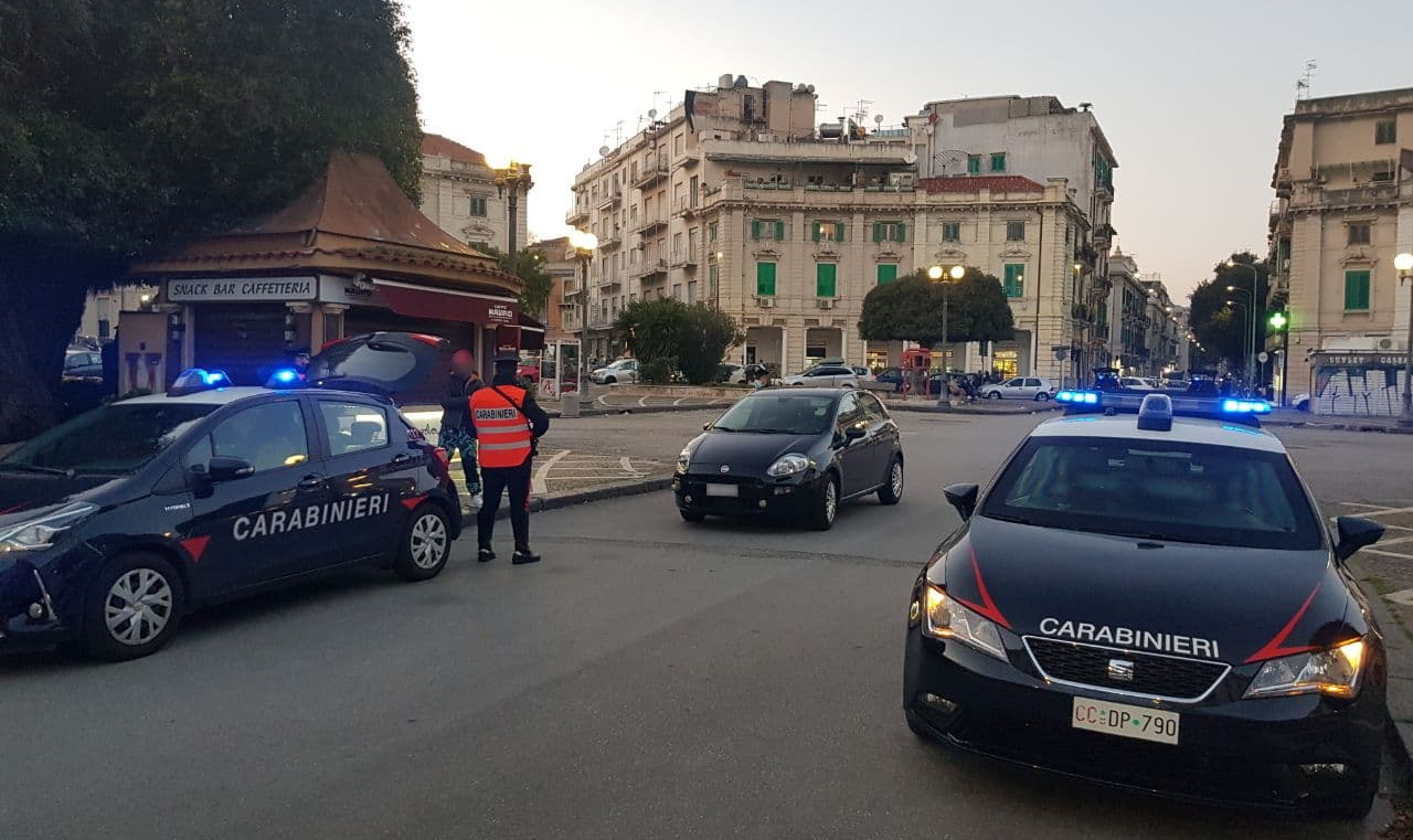 Messina: 4 Arresti, 2 Denunce E 5 Persone Segnalate Quali Assuntori Di ...