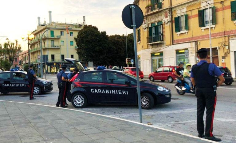 controlli carabinieri messina piazza cairoli