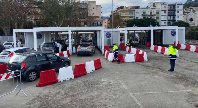 tamponi all'ex gasometro di messina