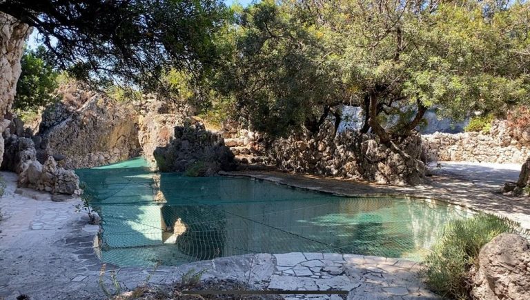 Isola Bella, Villa Bosurgi, la piscina messa in sicurezza