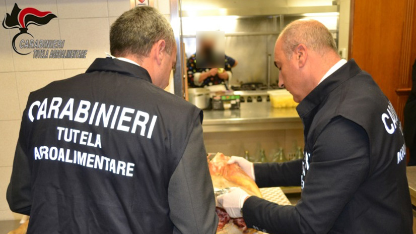 controlli dei carabinieri in pizzerie di messina, salerno, roma, parma