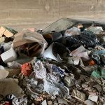torrente cumia trasformato in discarica abusiva: rifiuti abbandonati