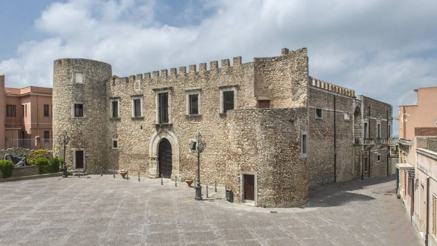 castello di roccavaldina