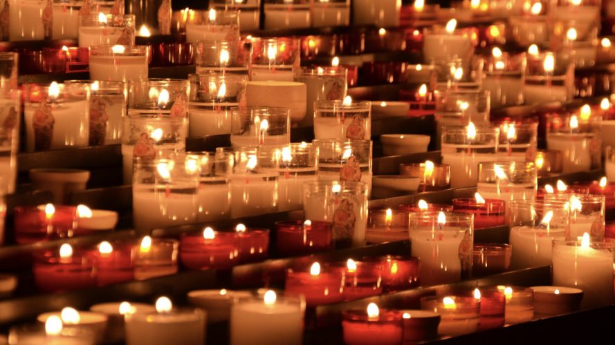 lutto cittadino candele