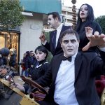 carnevale 2023 a Messina: sfilata famiglia addams a piazza cairoli