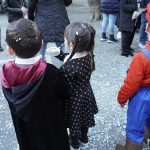 bambini vestiti da carnevale