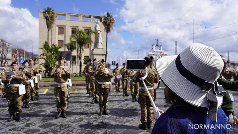 crocieristi a largo minutoli