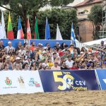 pubblico beach volley a piazza duomo: finale le volleyball world beach pro tour 2023 Messina