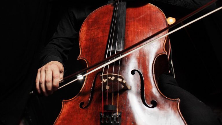 violoncello concerto musica