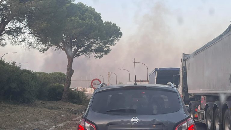 incendio villafranca tirrena fila autostrada messina palermo