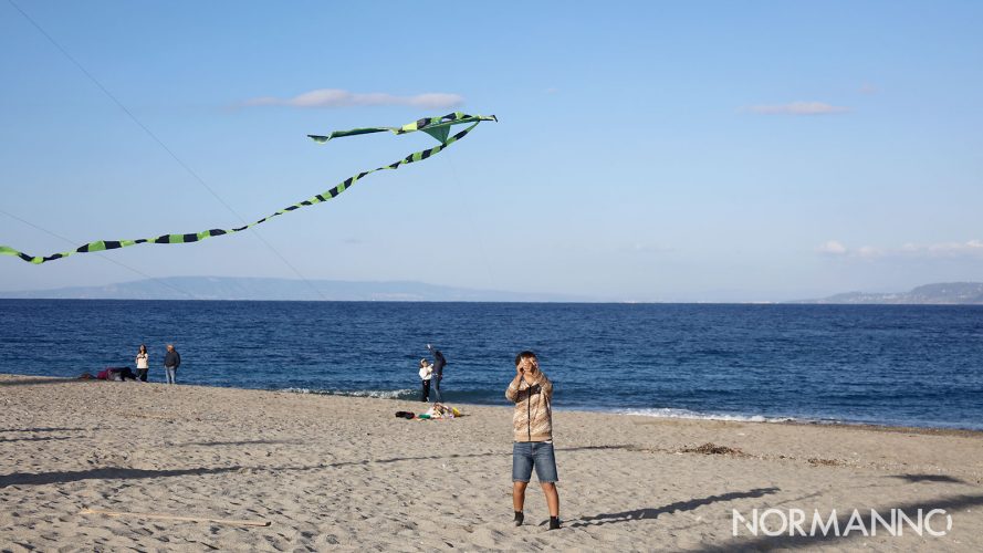 festival degli aquiloni di capo peloro messina 2025