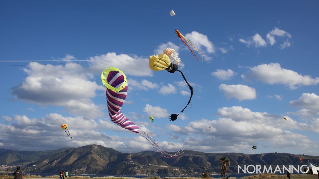 festival degli aquiloni di capo peloro messina 2025